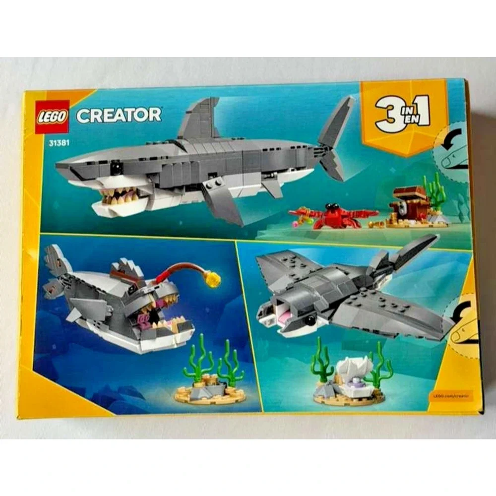 LEGO Creator 31381 Fierce Shark with a Treasure Chest - 3-in-1 Set - Brand New - Picture 4 of 4